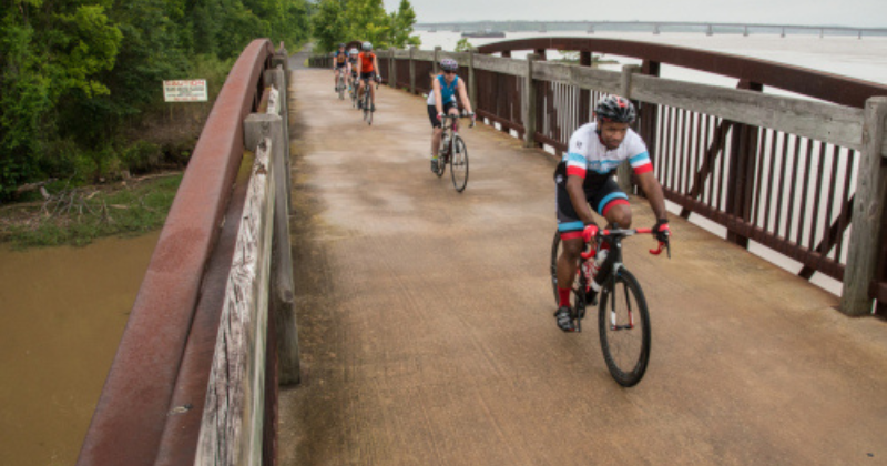 Two rivers bike sales trail